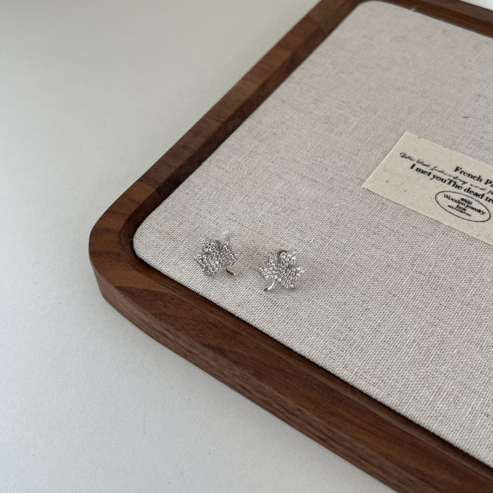 Maple Leaf Studs - Elm Studio