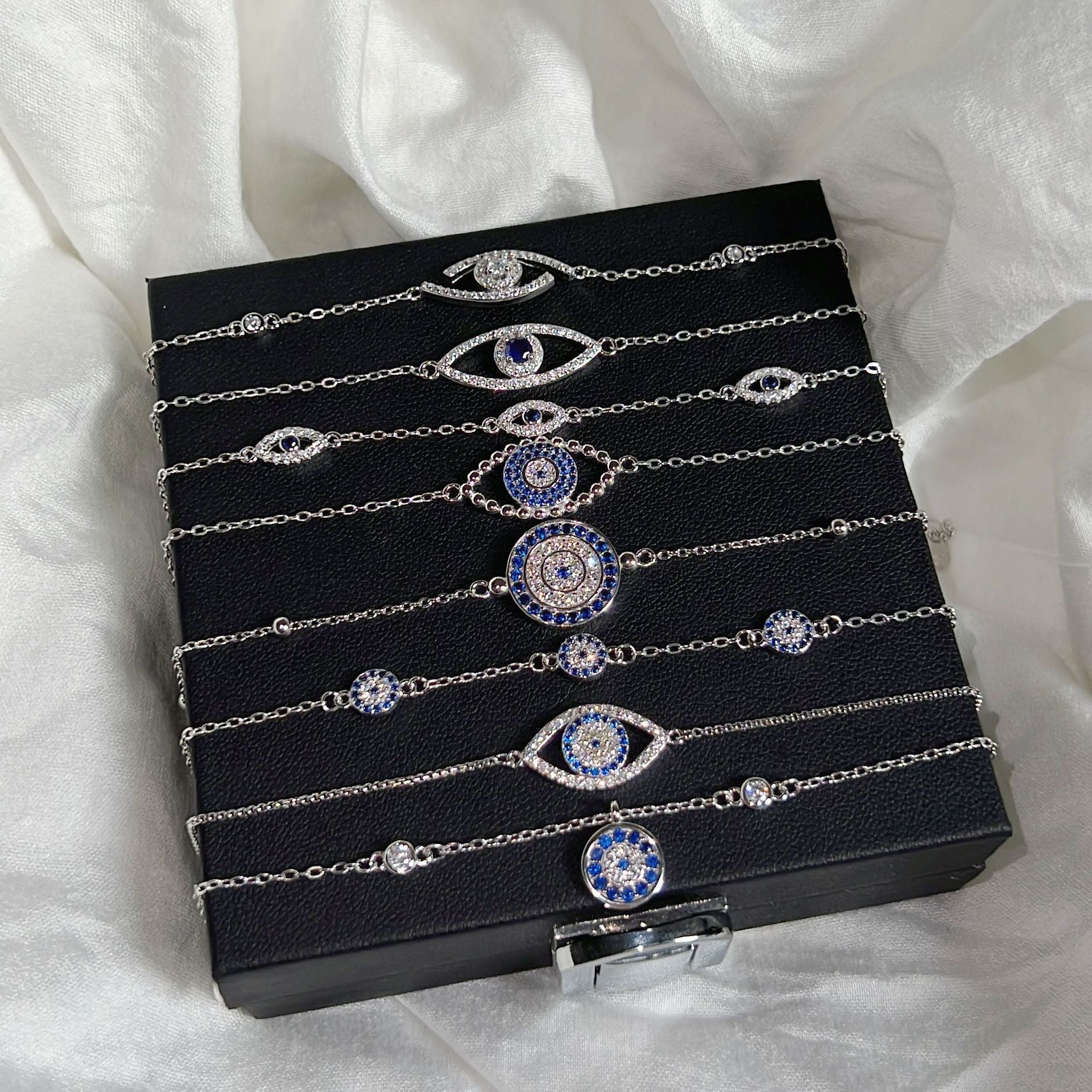 Dangle Evil Eye Bracelet - Elm Studio